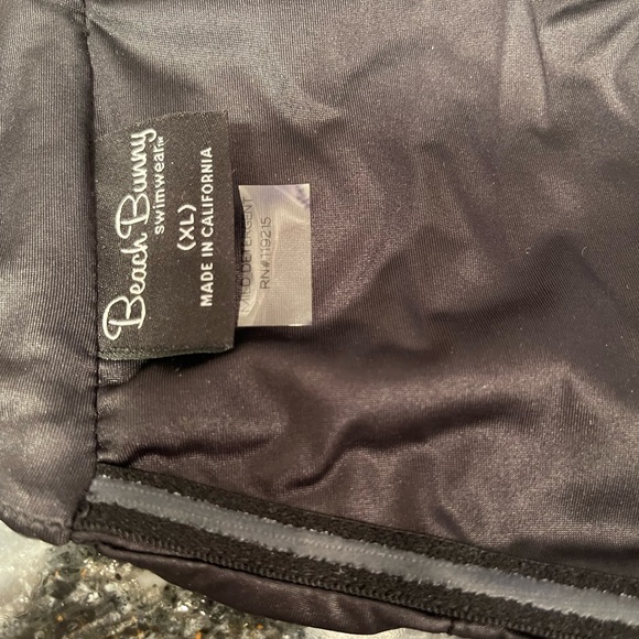 Beach bunny bikini size XL - Picture 2 of 9